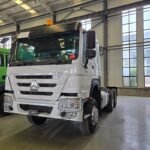 Sinotruk Howo 10 Wheel Tractor Truck - Image 4